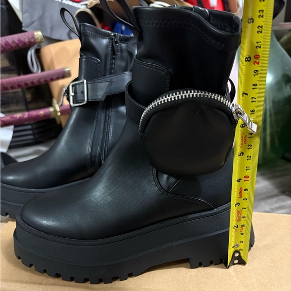 NEW Platform Mini Pouch Boots - Picture 2 of 5
